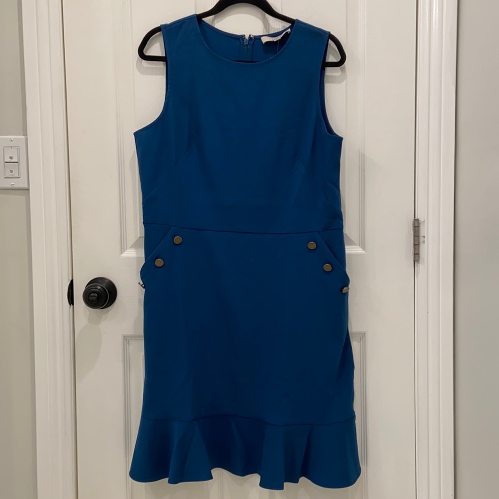 Sleeveless Dress, LOFT, sz 14, knee length, and it has pockets!